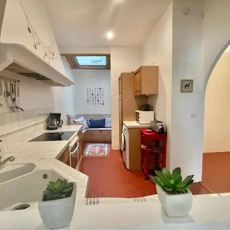 Great In The Heart Of Meynadier Old Neighbourhood ! Appartement